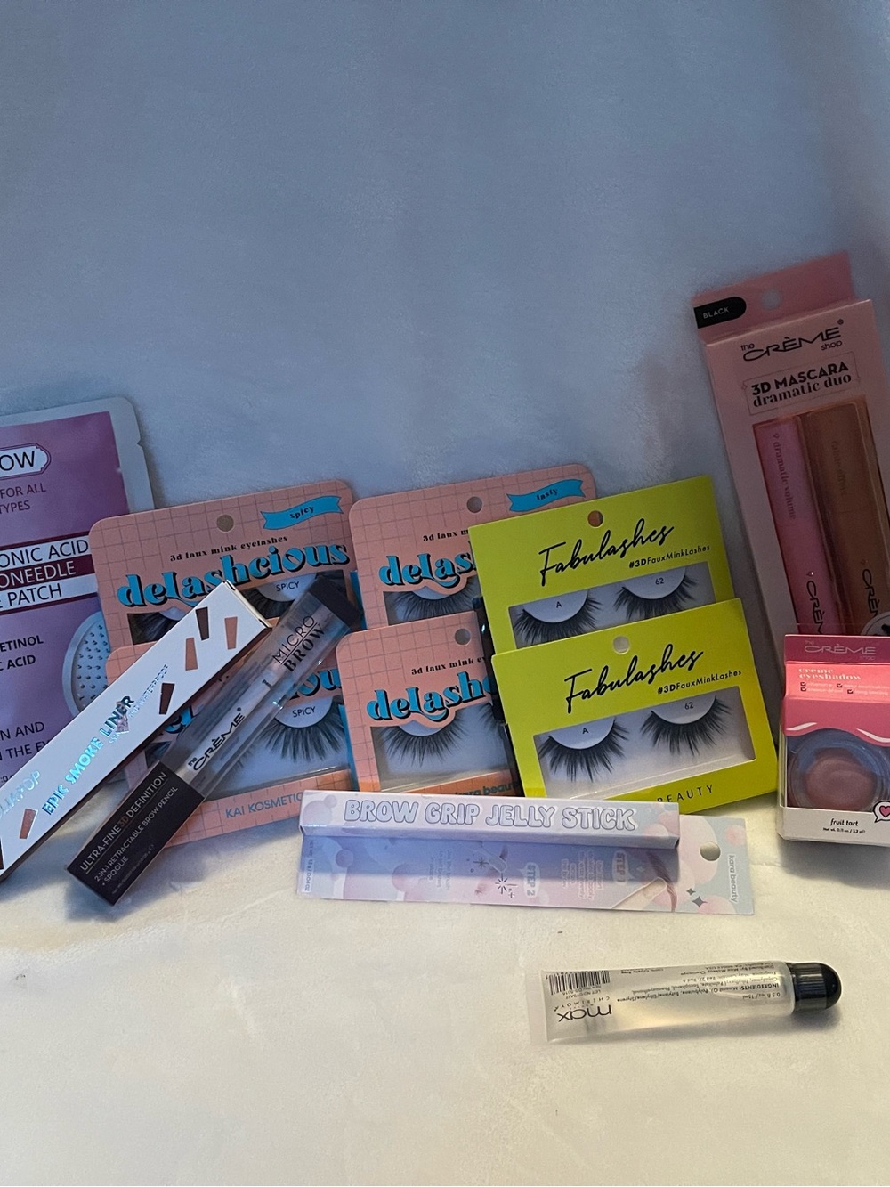 Several items to make your eyes look amazing.